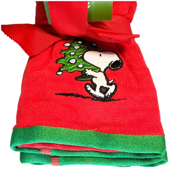 Peanuts Bath Peanuts Snoopy Christmas Hand Towels 2 Pack Poshmark